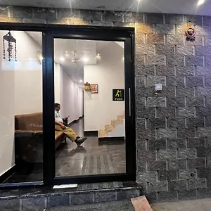 https://the-darsya.hotels-varanasi.com